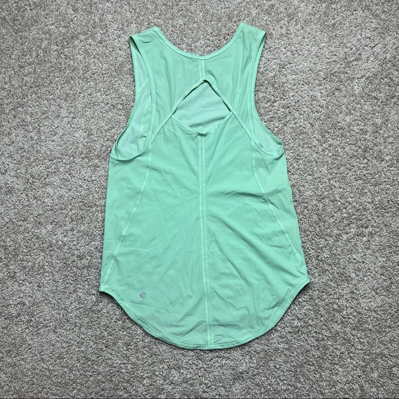 Lululemon Sculpt Tank - Picture 2 of 5